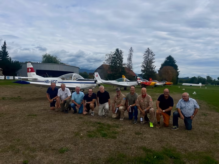 Bild 1 vom  FlyIn in LSZP
